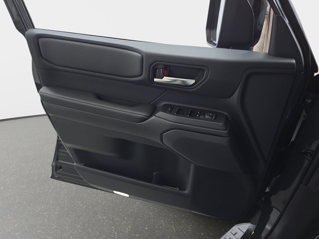 Used 2025 Toyota Land Cruiser AWD/4WD image 28