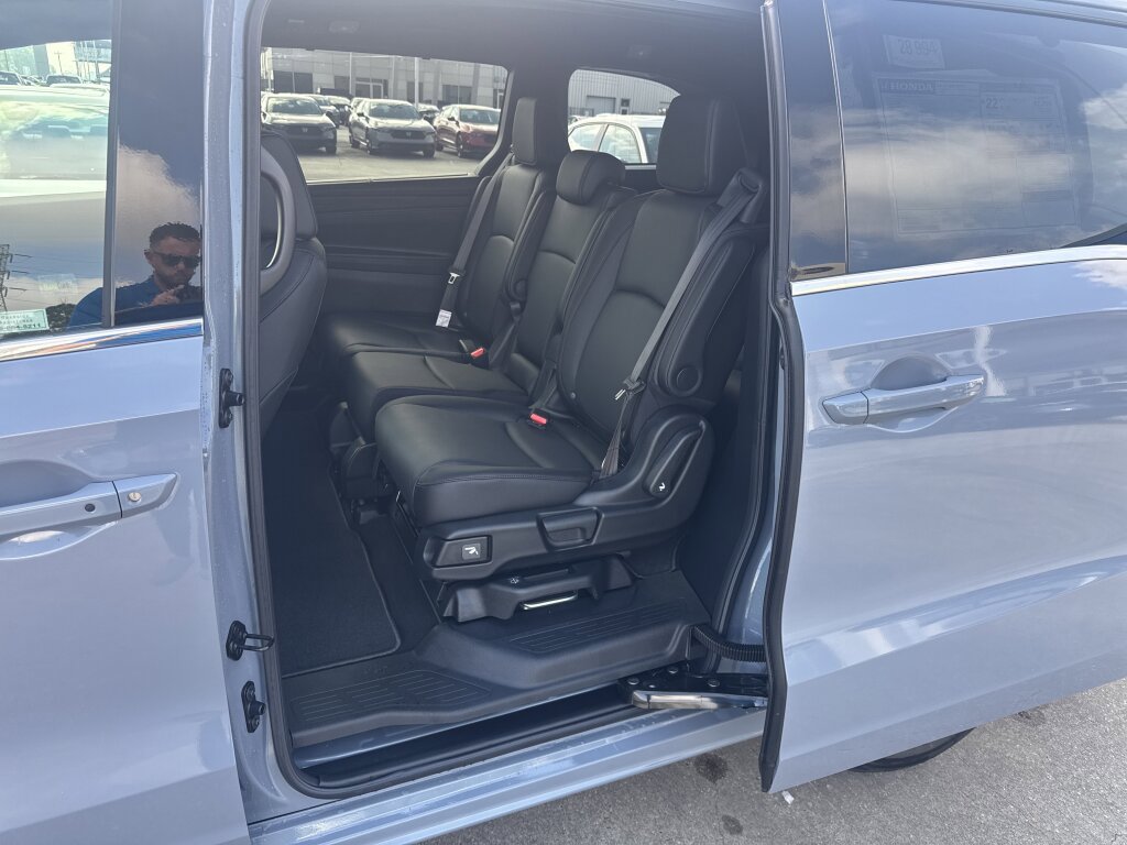 New 2026 Honda Odyssey Sport-L image 8