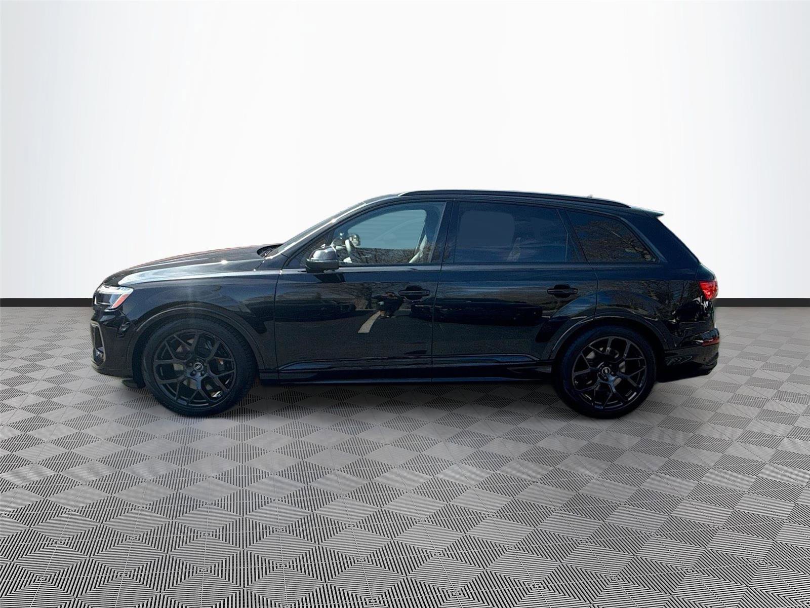 New 2026 Audi SQ7 Premium Plus AWD/4WD image 4