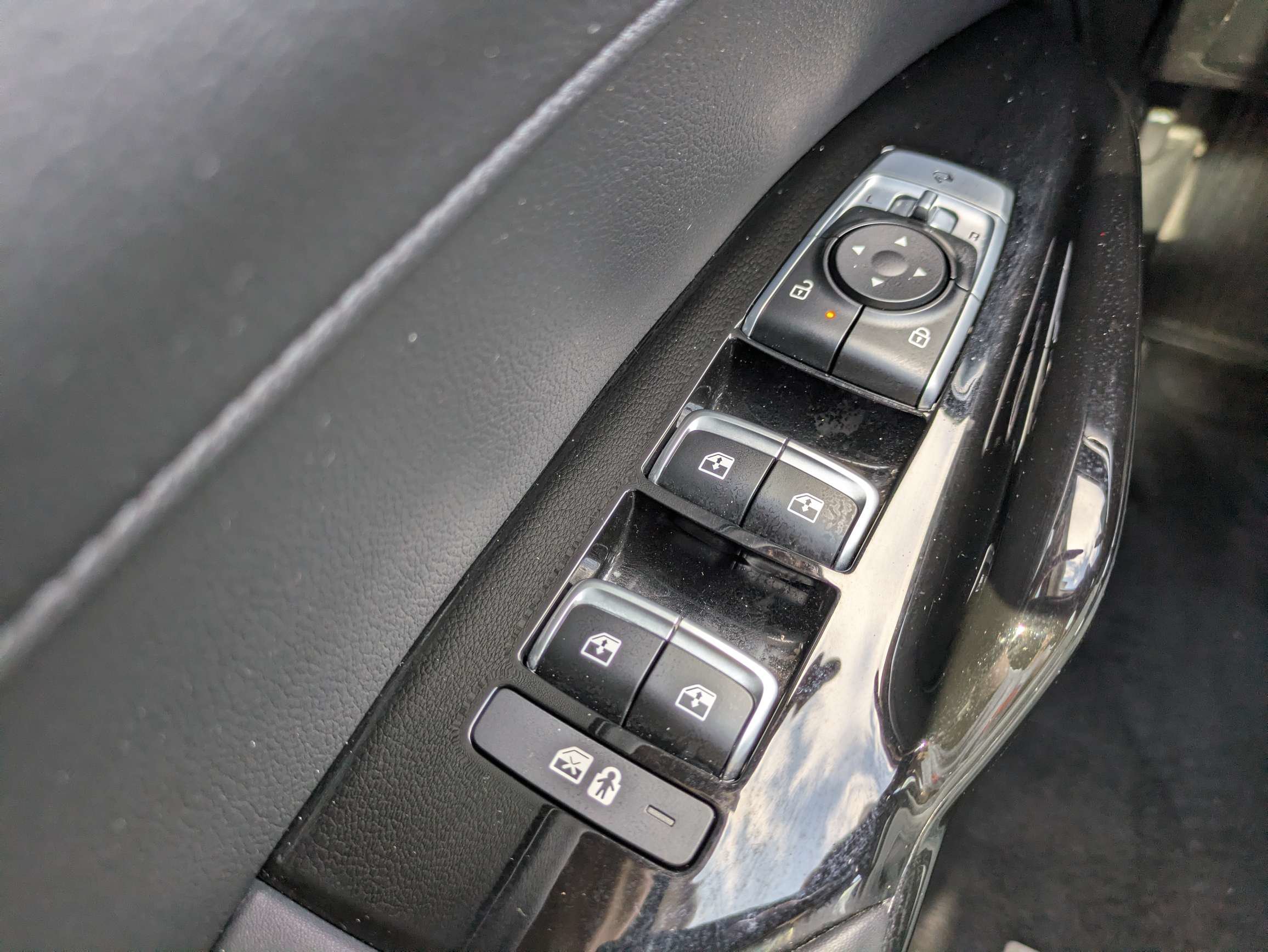 Certified 2025 Kia K5 EX FWD image 28