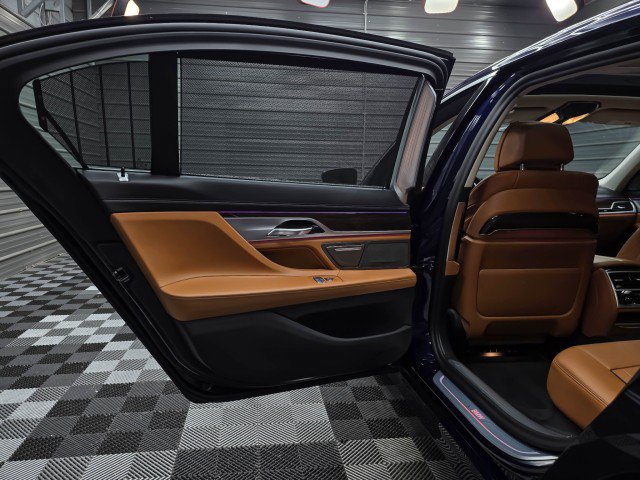 Used 2022 BMW 740i xDrive w/ Premium Package AWD/4WD image 40