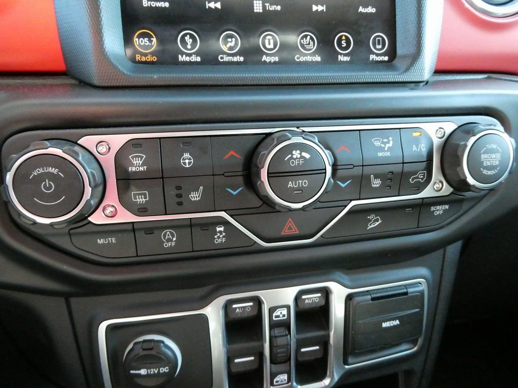 Used 2018 Jeep Wrangler Unlimited Rubicon image 28