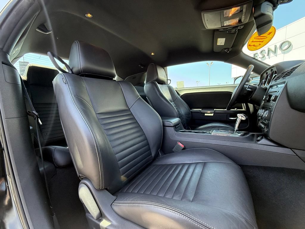 Used 2013 Dodge Challenger SXT Plus RWD image 15