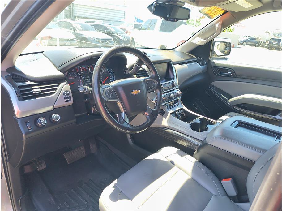 Used 2020 Chevrolet Suburban LT w/ Off-Road Package AWD/4WD image 5