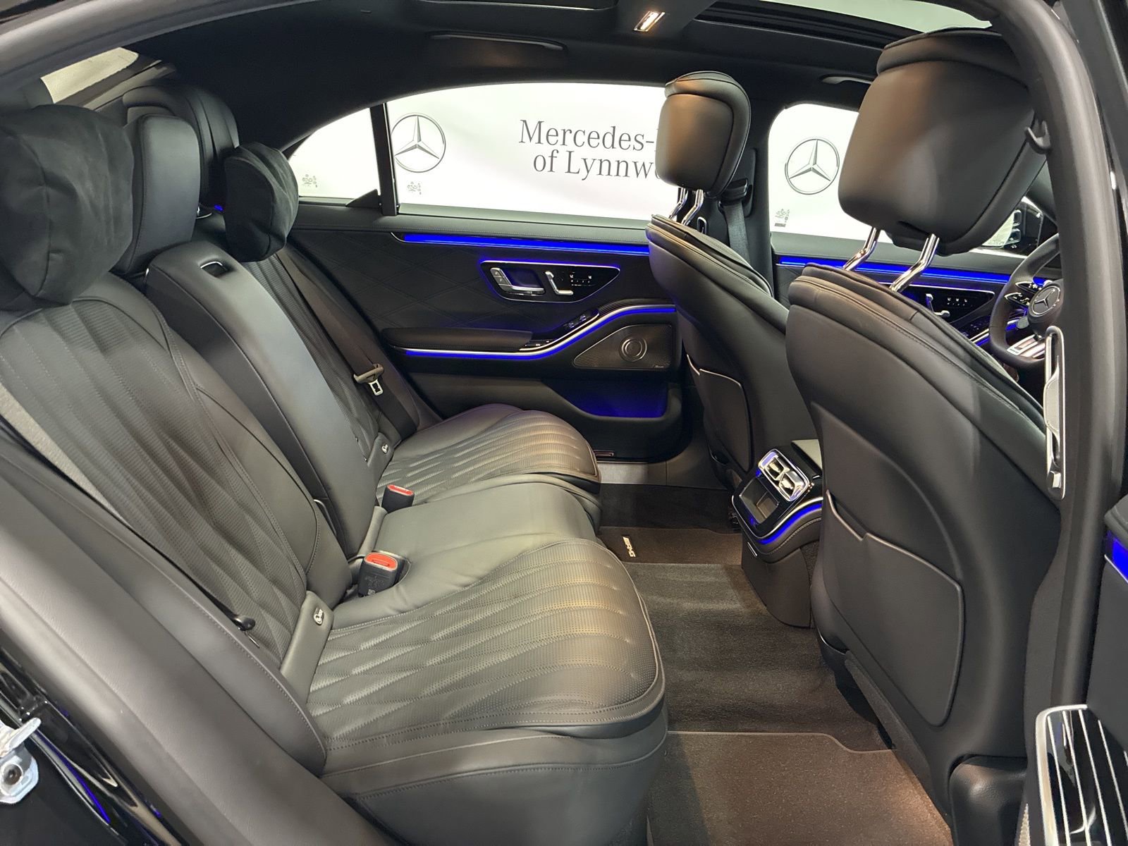 New 2026 Mercedes-Benz S 63 AMG S image 13