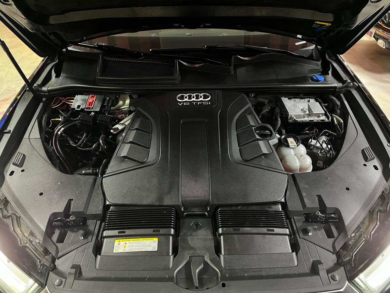 Used 2018 Audi Q7 3.0T Premium Plus AWD/4WD image 36