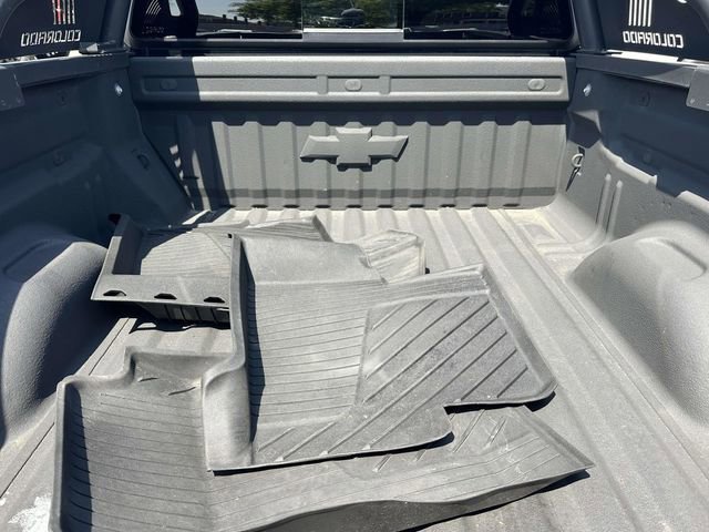 Used 2021 Chevrolet Colorado Z71 w/ Z71 Midnight Edition AWD/4WD image 29
