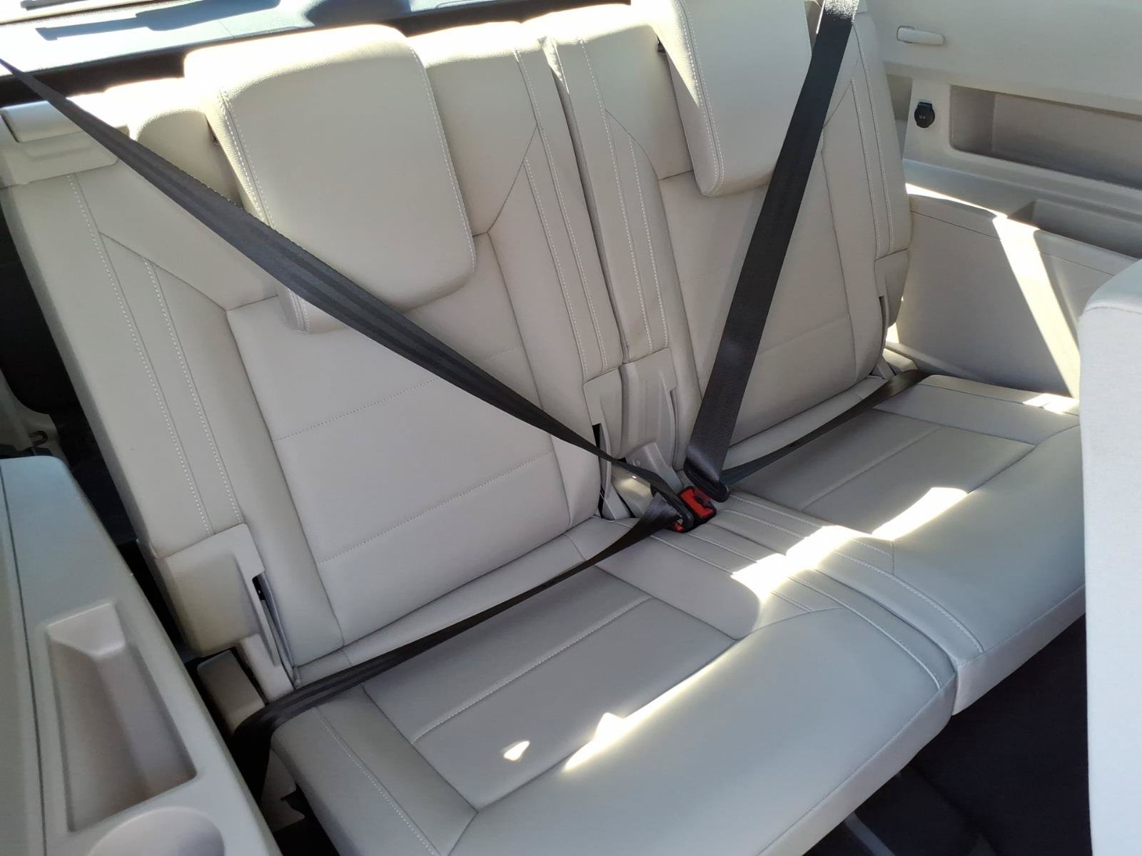 Used 2023 Volkswagen Atlas SE FWD image 14
