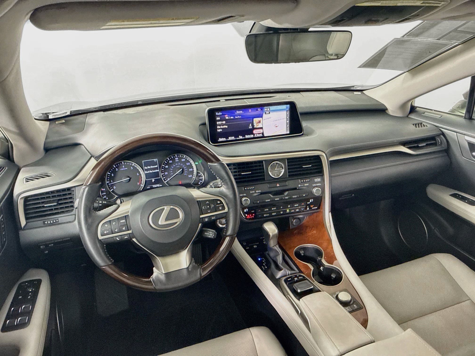 Used 2019 Lexus RX 350L AWD w/ Premium Package image 24