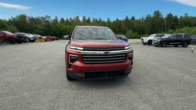 New 2025 Chevrolet Traverse LT w/ Enhanced Driving Package AWD/4WD image 3