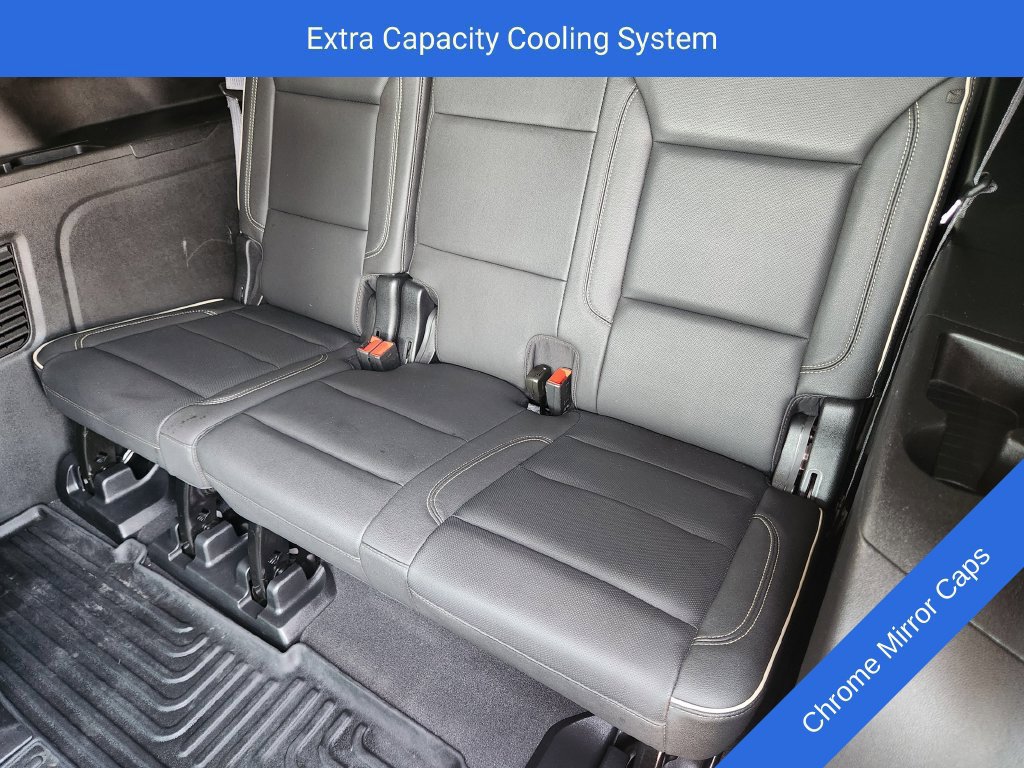 Used 2024 Chevrolet Suburban Premier w/ Premium Package RWD image 39