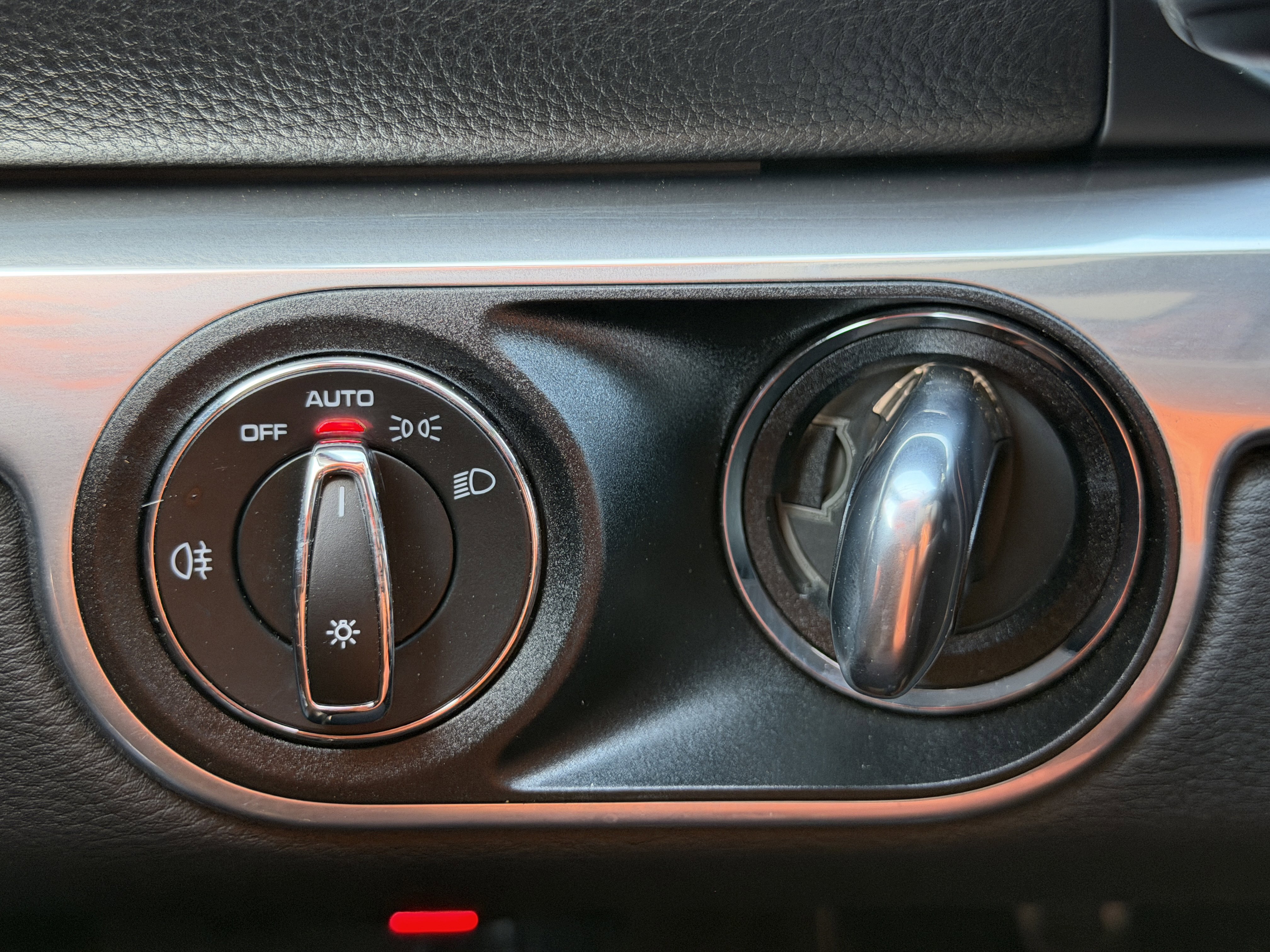 Certified 2025 Porsche 718 Boxster S image 28