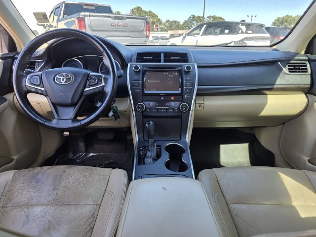 Used 2016 Toyota Camry XLE FWD image 7