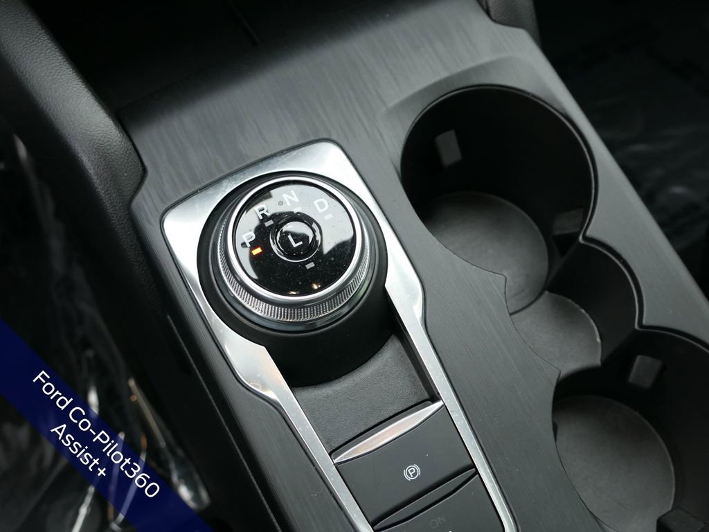 Used 2025 Ford Escape ST-Line w/ Equipment Group 301A image 18