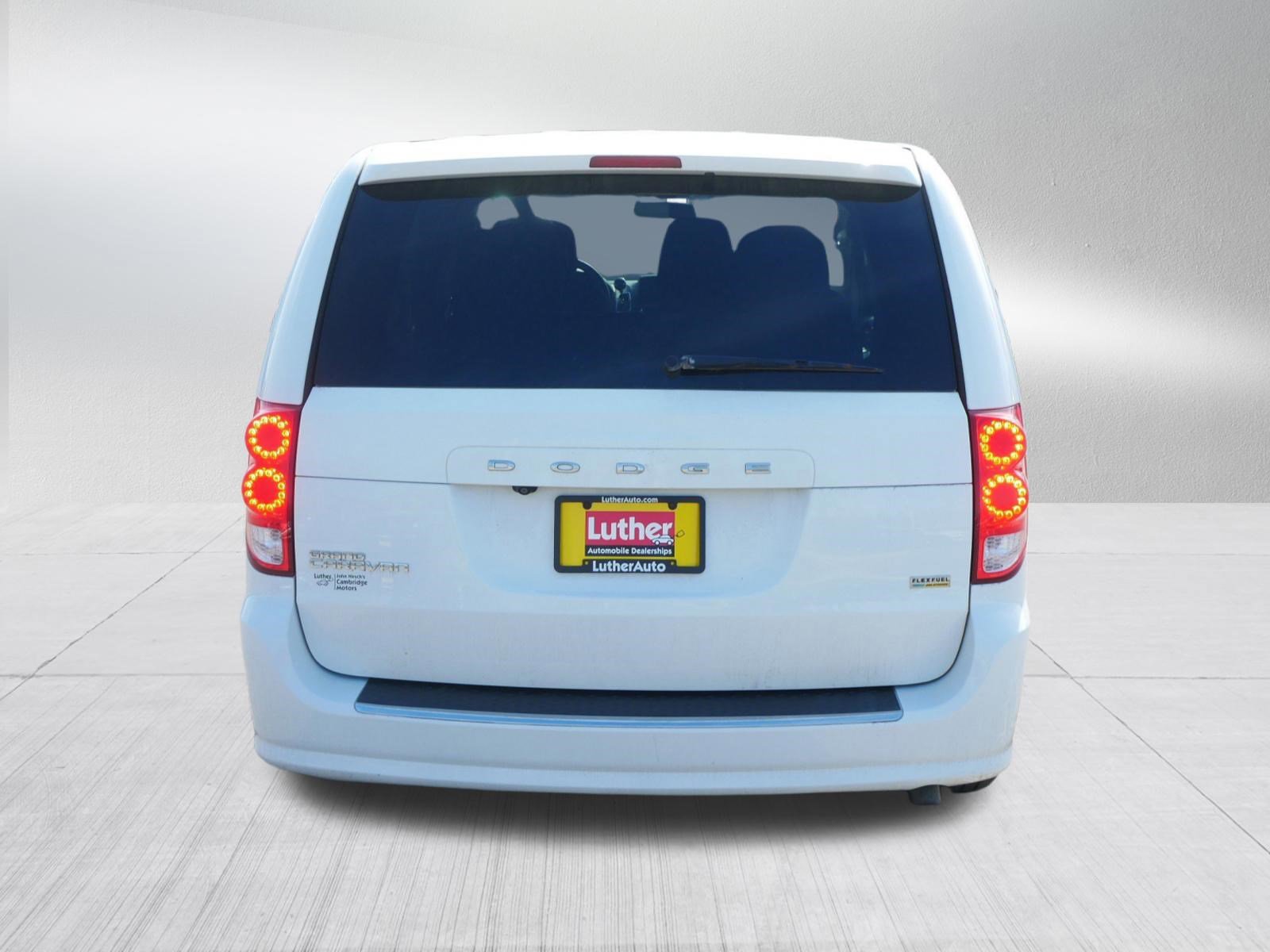 Used 2017 Dodge Grand Caravan SE w/ Power Window Group FWD image 6