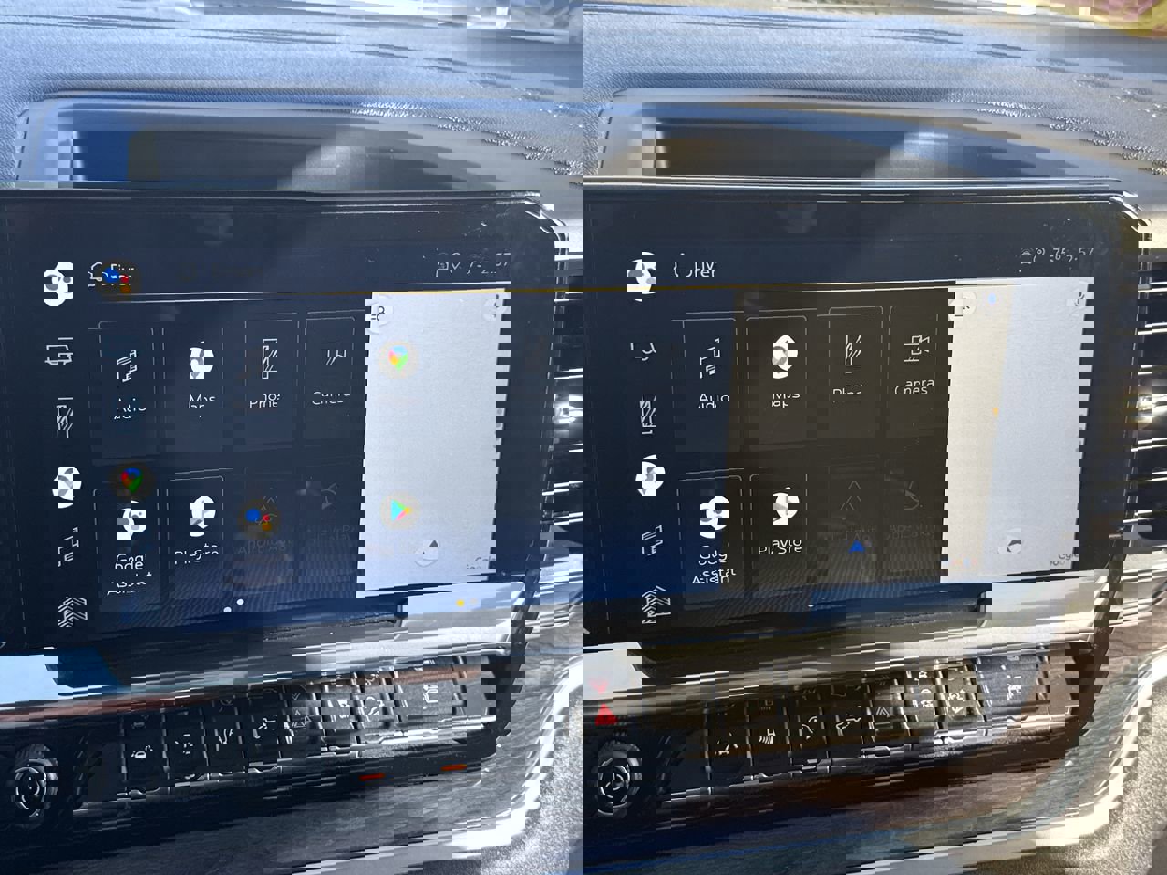 Used 2022 Chevrolet Silverado 1500 LTZ w/ LTZ Premium Package image 12