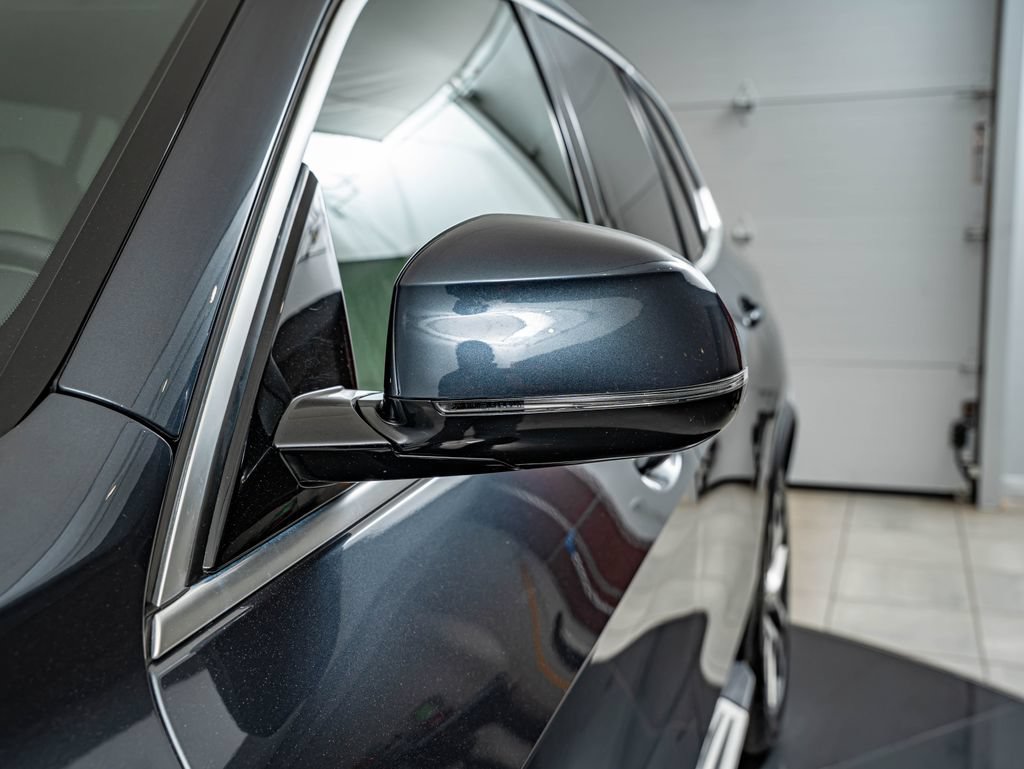Used 2019 BMW X5 xDrive40i w/ Executive Package AWD/4WD image 9