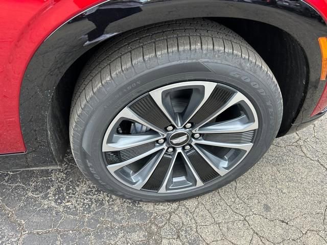 New 2026 Cadillac Vistiq Sport w/ LPO, Floor Liner Package image 26