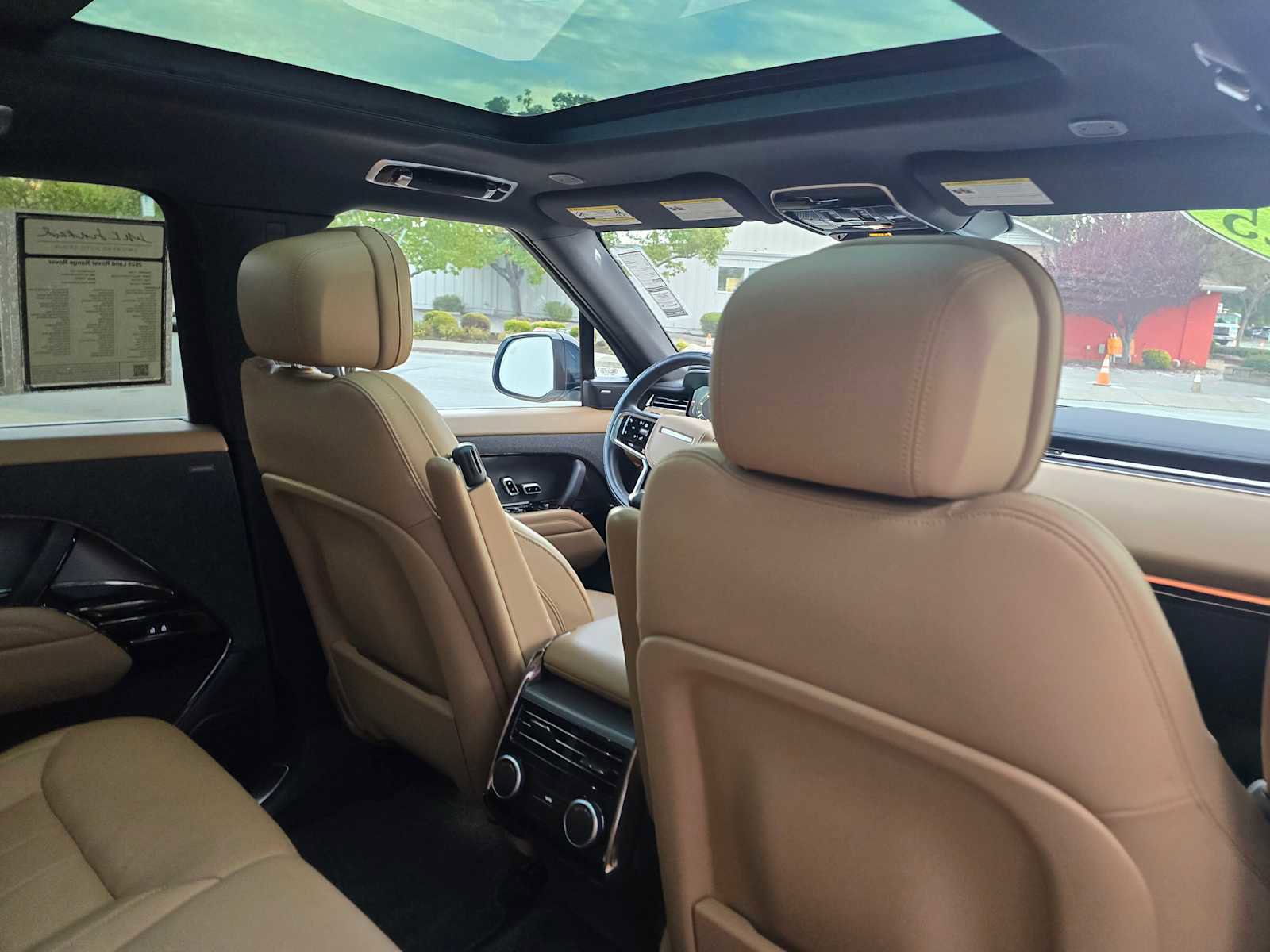 Certified 2025 Land Rover Range Rover Sport SE image 15