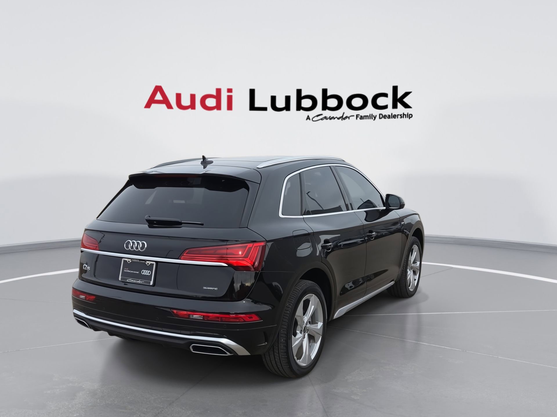 Certified 2025 Audi Q5 2.0T Premium Plus w/ Premium Plus Package image 8