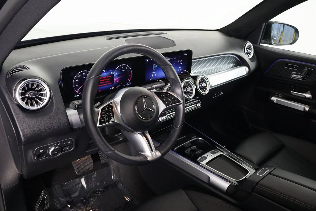 Certified 2024 Mercedes-Benz GLB 250 4MATIC image 7