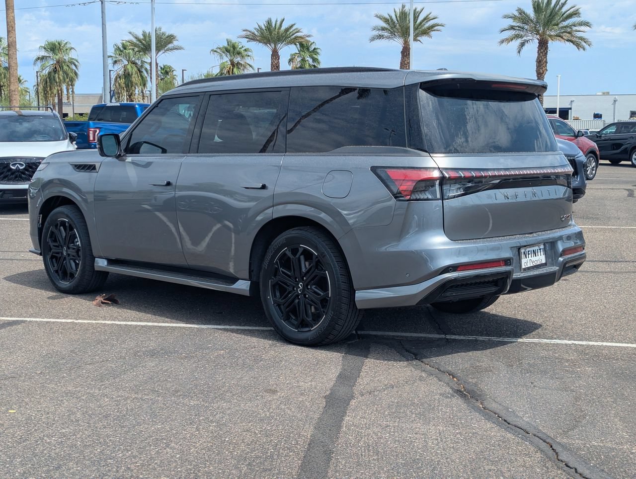 New 2027 INFINITI QX80 Sensory AWD/4WD image 3