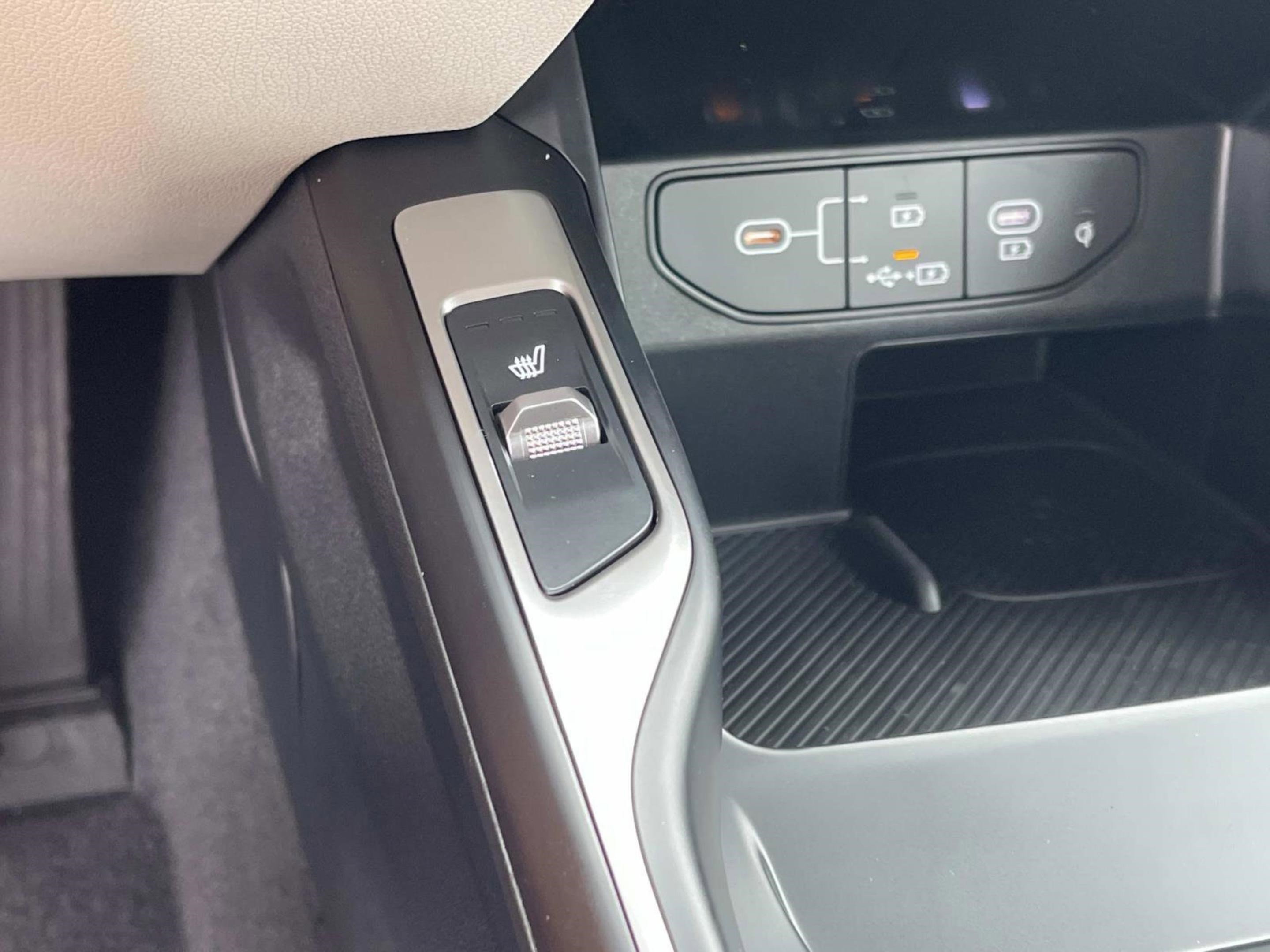 New 2026 Kia Sorento S image 27