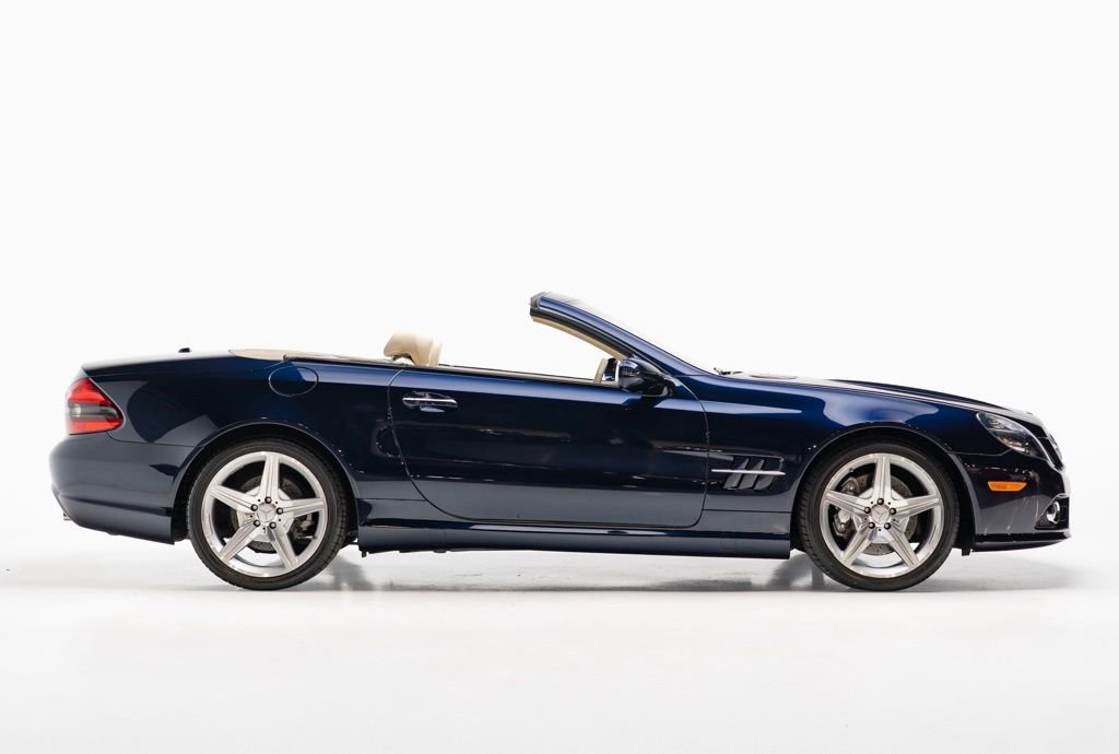 Used 2009 Mercedes-Benz SL 550 image 8