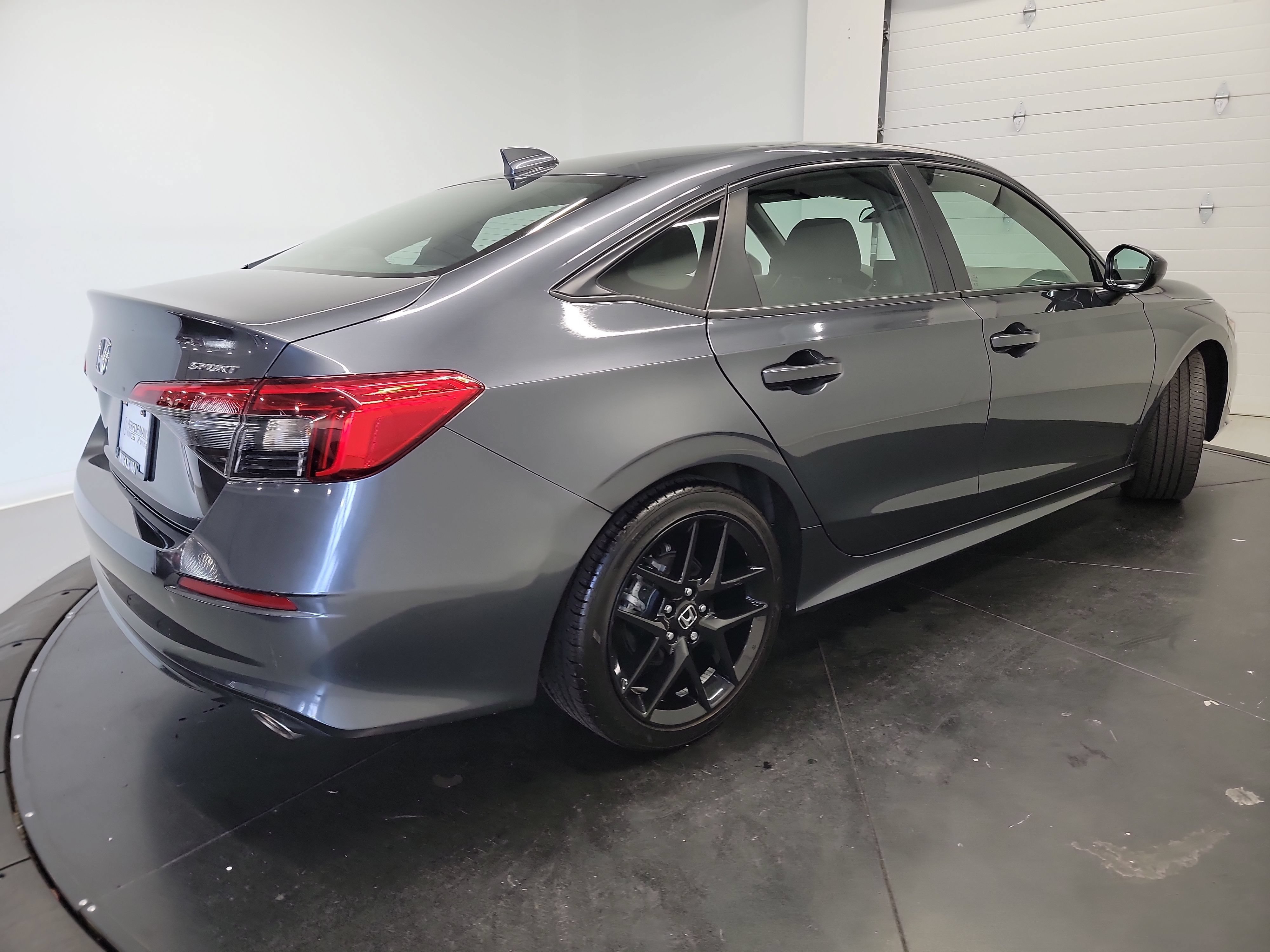 Used 2024 Honda Civic Sport image 9