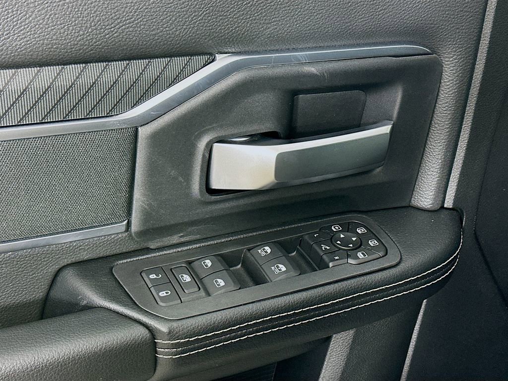 New 2026 RAM 2500 Big Horn AWD/4WD image 23