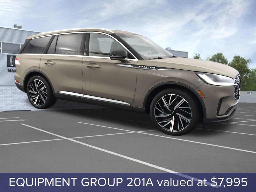 New 2025 Lincoln Aviator Reserve w/ Equipment Group 201A image 3