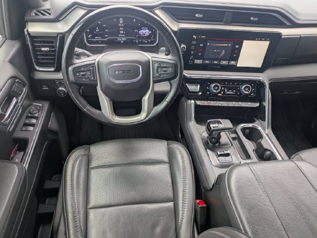 Used 2024 GMC Sierra 1500 Denali w/ Denali Reserve Package AWD/4WD image 17