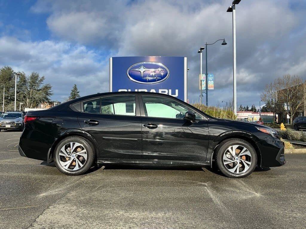 Certified 2025 Subaru Legacy Premium AWD/4WD image 9