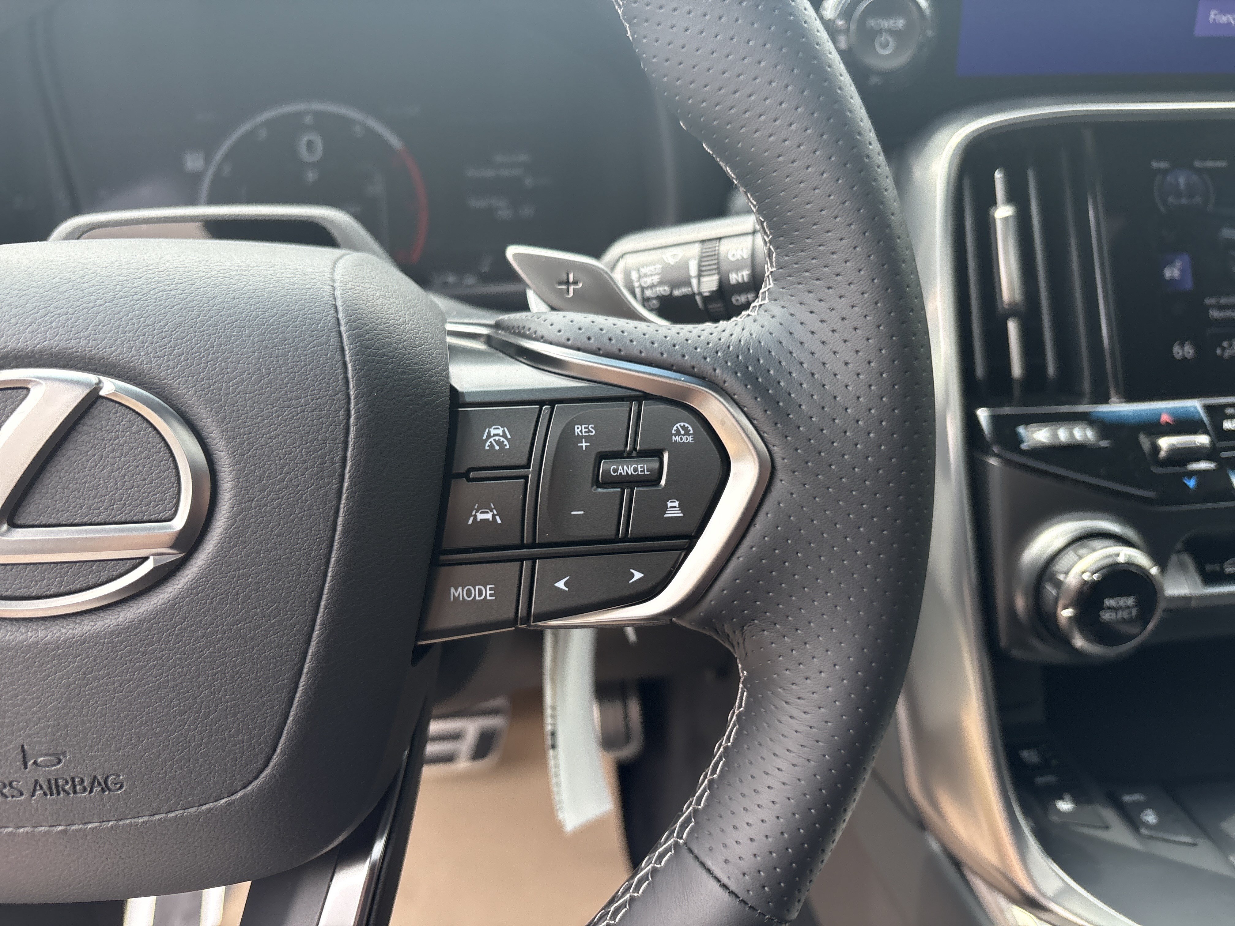 New 2026 Lexus LX 700h F Sport AWD/4WD image 22