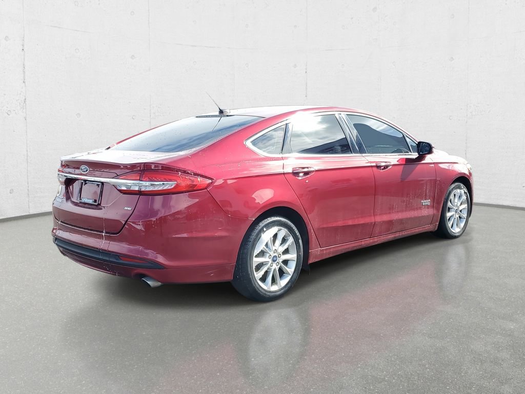 Used 2017 Ford Fusion Energi SE image 7