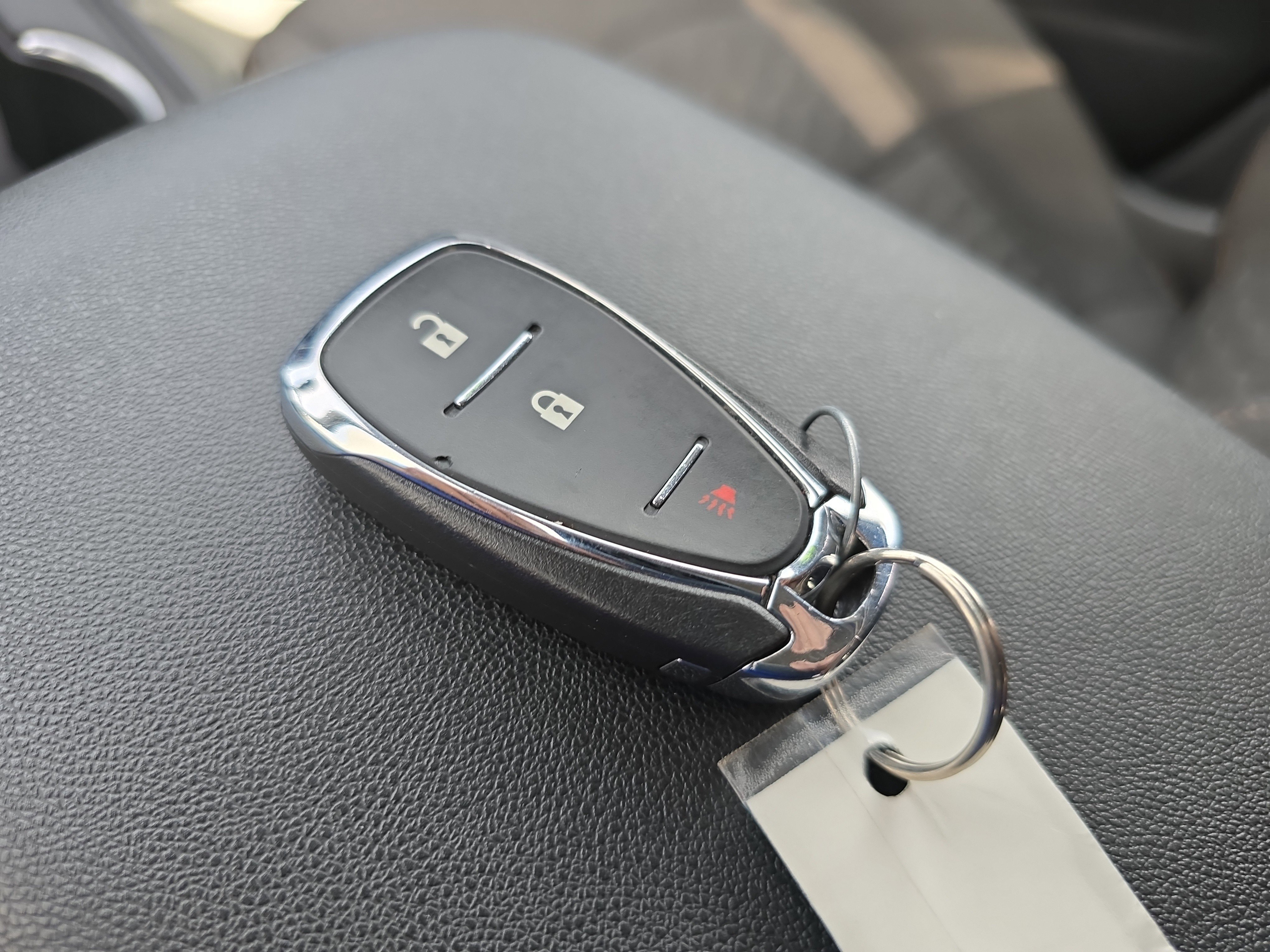 Used 2021 Chevrolet Equinox LT w/ LPO, Cargo Package image 30