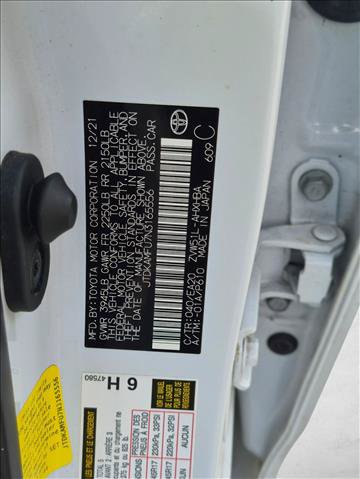 Certified 2022 Toyota Prius FWD image 24