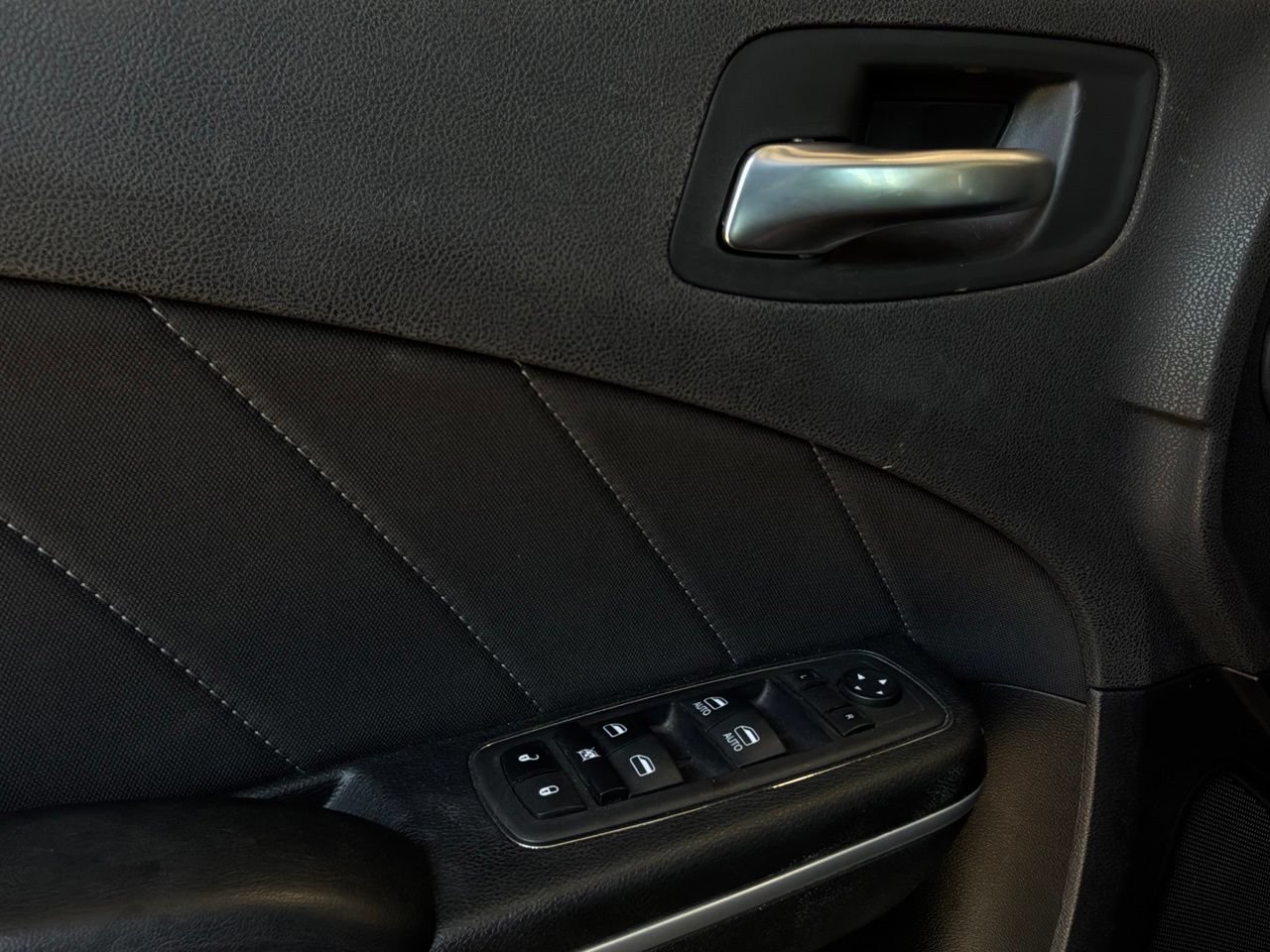 Used 2023 Dodge Charger SXT RWD image 22