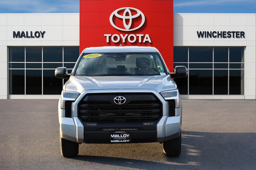 Used 2022 Toyota Tundra SR5 w/ SR5 Convenience Package image 2