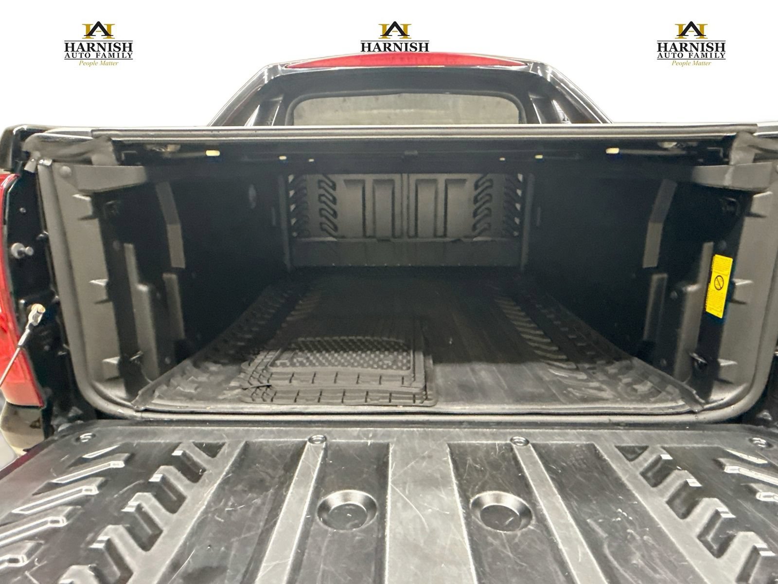 Used 2013 Chevrolet Avalanche LT w/ All-Star Edition AWD/4WD image 27