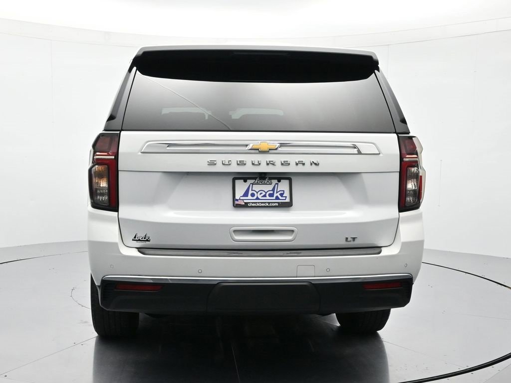 Used 2024 Chevrolet Suburban LT image 6