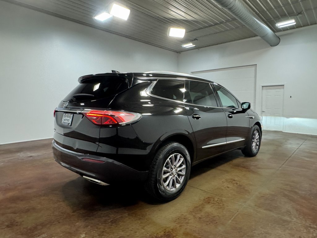 Used 2024 Buick Enclave Premium image 34
