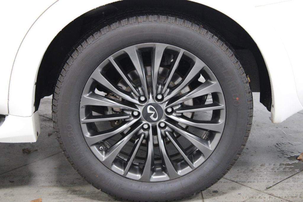 Used 2023 INFINITI QX80 Premium Select w/ Cargo Package image 17