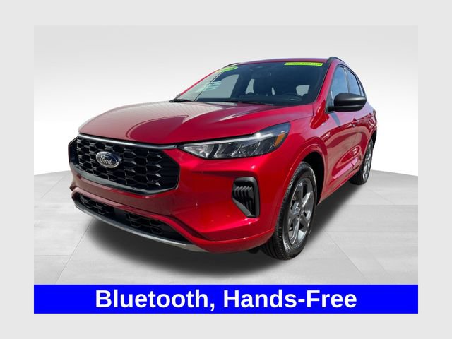 Used 2023 Ford Escape ST-Line w/ Tech Pack #1 AWD/4WD image 1