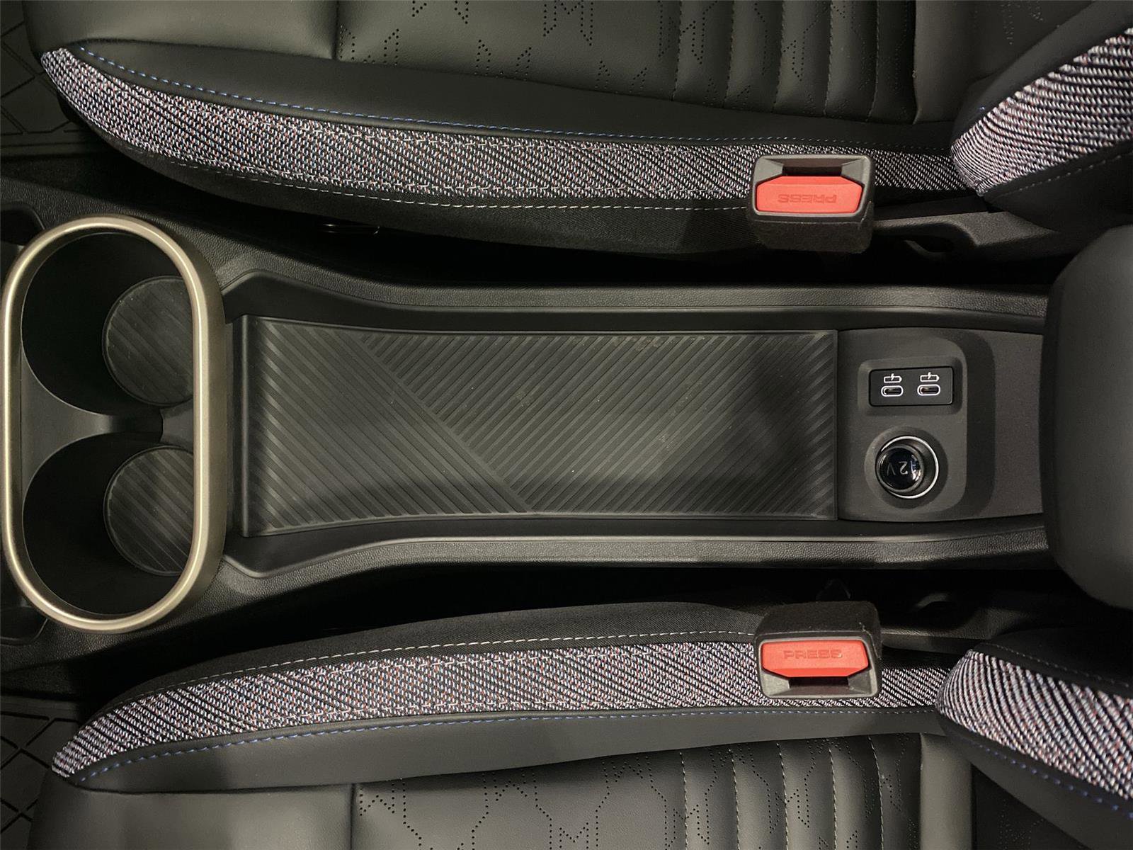 Certified 2025 MINI Cooper S image 27