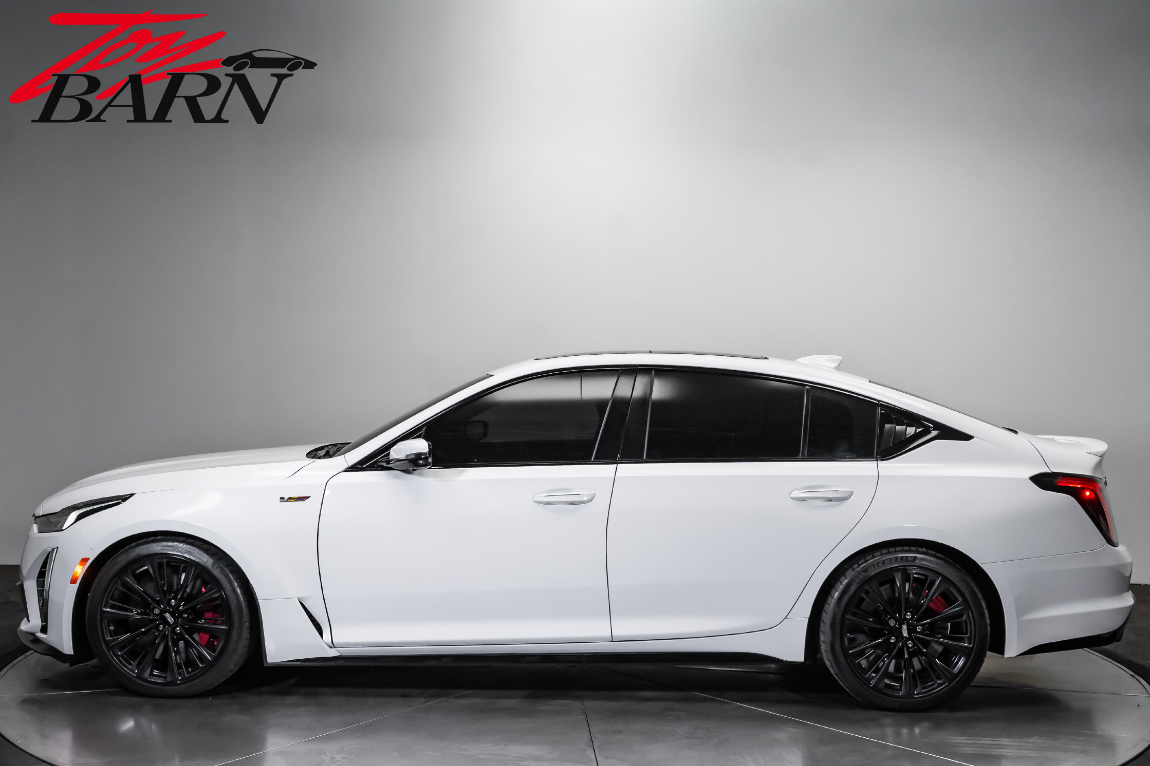 Used 2023 Cadillac CT5 V Blackwing w/ Driver Assist Package RWD image 2