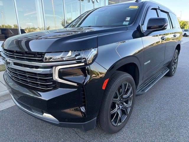 Used 2024 Chevrolet Tahoe LT w/ Luxury Package AWD/4WD image 10