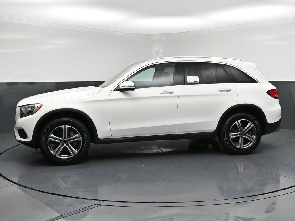 Used 2018 Mercedes-Benz GLC 300 4MATIC image 2