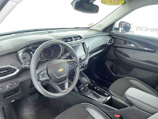 Used 2023 Chevrolet TrailBlazer LT w/ Convenience Package image 19
