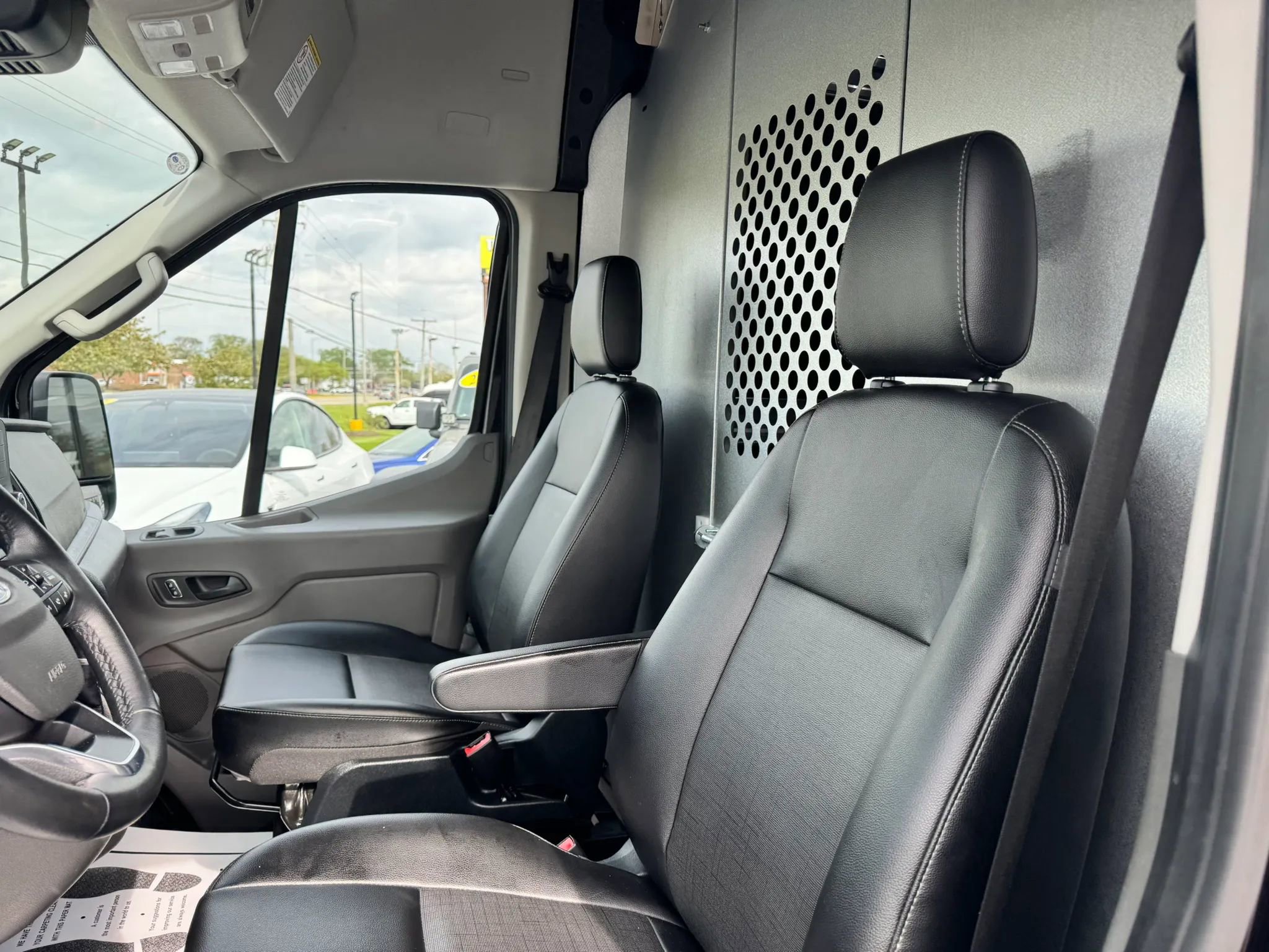 Used 2023 Ford Transit 250 148 High Roof Extended RWD image 10